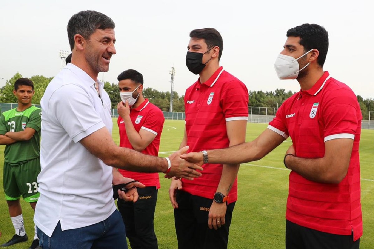 عکس| استوری علی کریمی برای تولد کریم باقری با چاشنی کنایه به مهدی طارمی