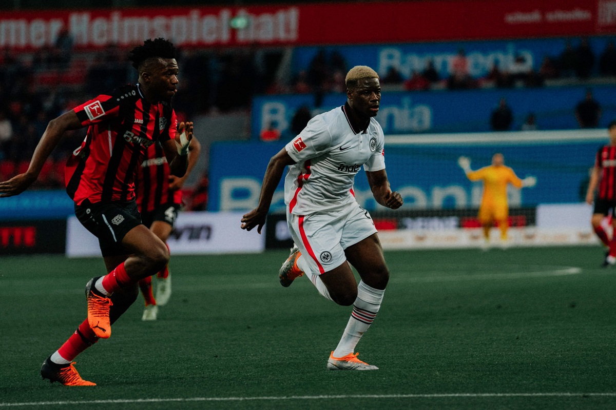 فیلم| خلاصه بازی بایرلورکوزن و آینتراخت فرانکفورت دیشب دوشنبه 12 اردیبهشت 1401