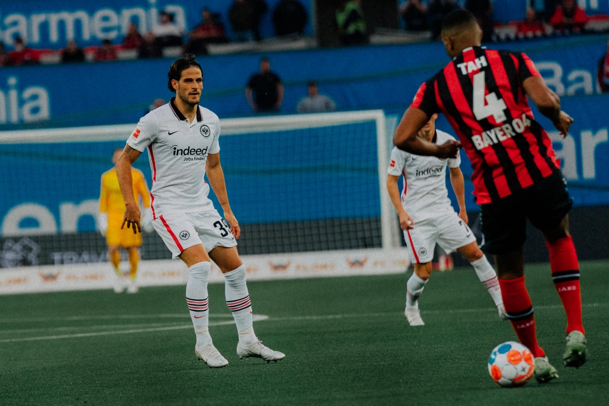 نتیجه بازی بایرلورکوزن و آینتراخت فرانکفورت| پیروزی لورکوزن در حضور سردار آزمون