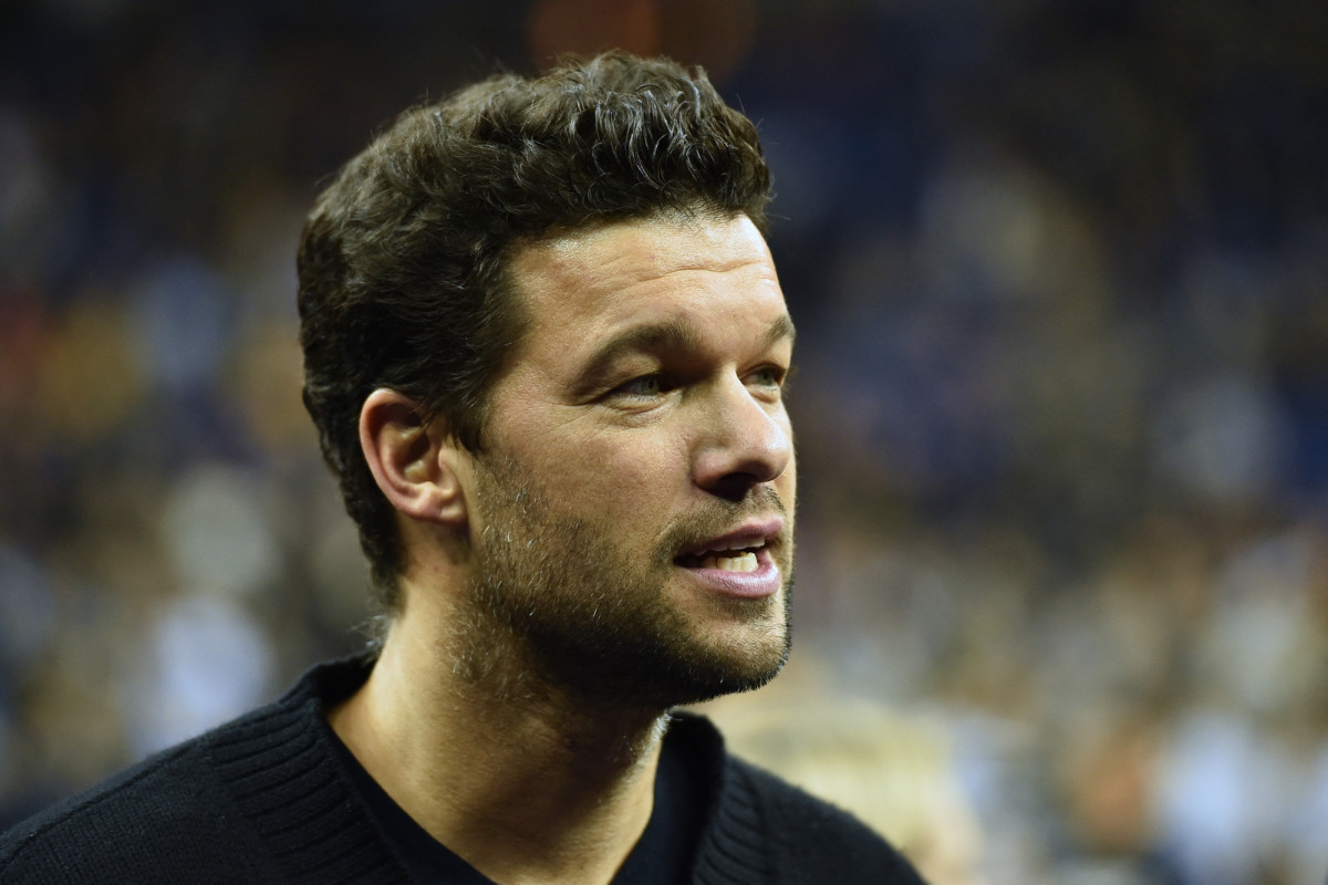 عکس| اقدام بی شرمانه بالاک با دوست دختر پسر مرحومش