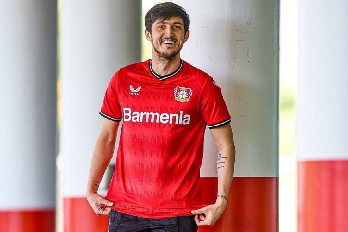 فیلم| معرفی کیت جدید بایرلورکوزن با سردار آزمون