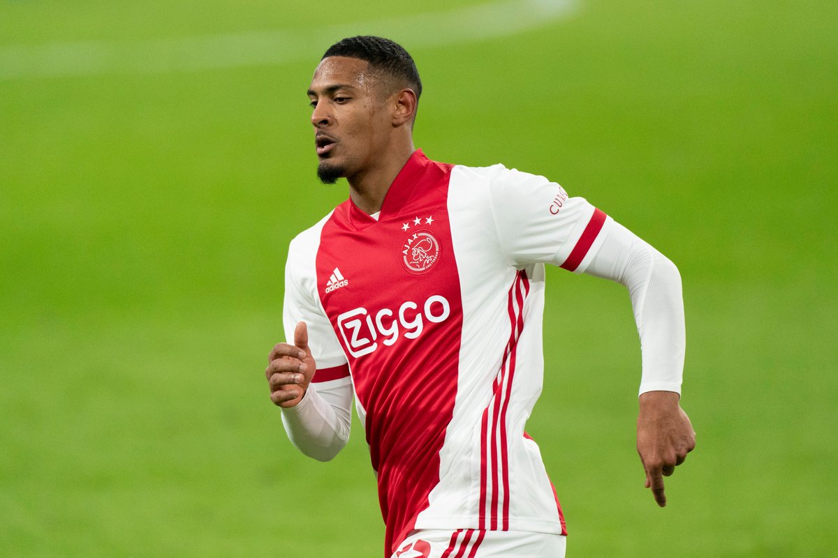 سباستین هالر به دورتموند پیوست