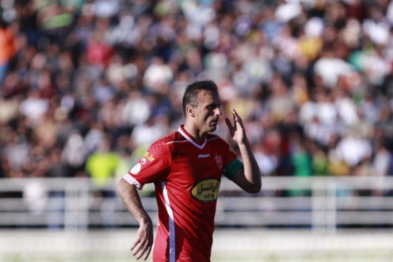 بازی خداحافظی سید جلال حسینی: پرسپولیس - ملوان بندر انزلی برای خداحافظی کاپیتان