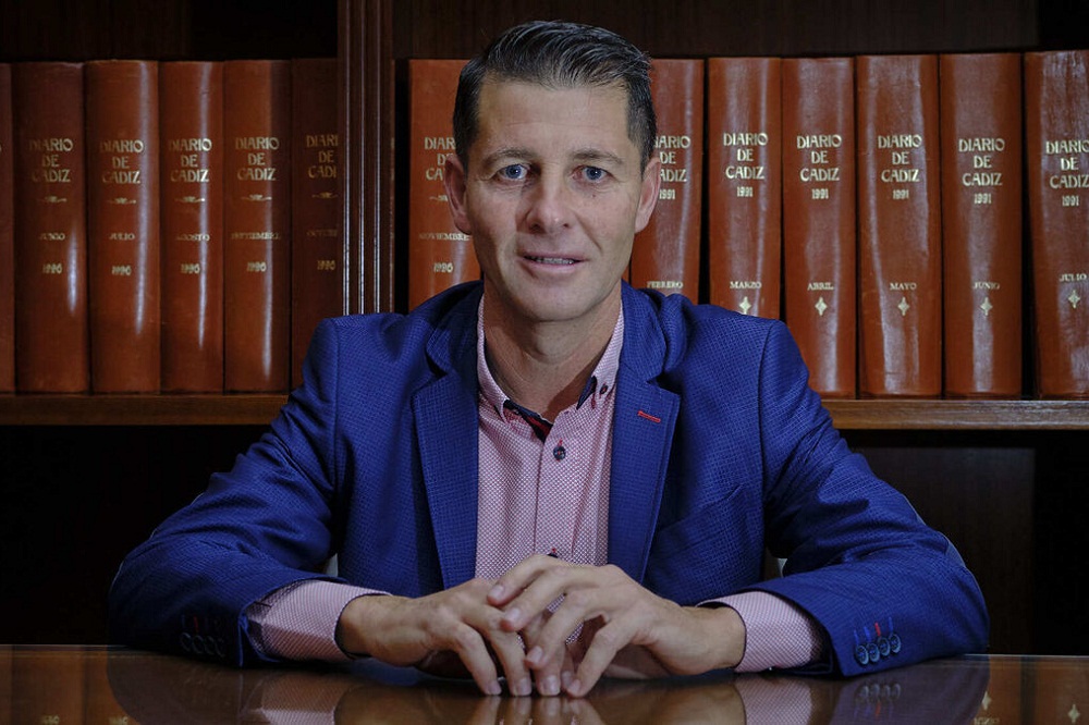 خسوس کاساس دستیار انریکه مربی پرسپولیس می شود؟ + سوابق و کارنامه