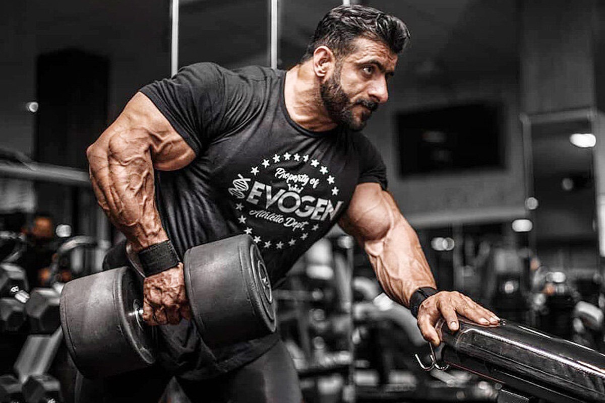 عکس| هادی چوپان سجاد غریبی (هالک ایرانی) را با خاک یکسان کرد