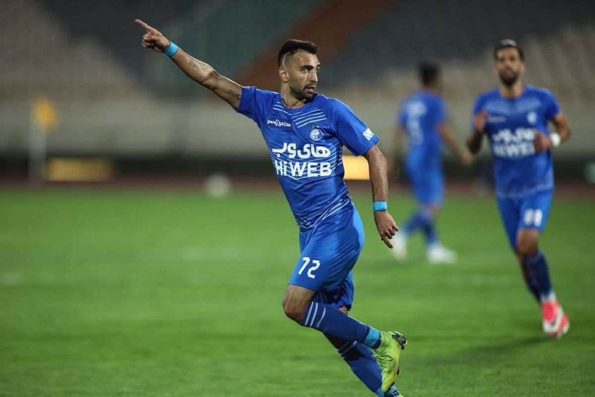 خروجی های استقلال؛ ارسلان مطهری و محمد حسینی از استقلال جدا شدند