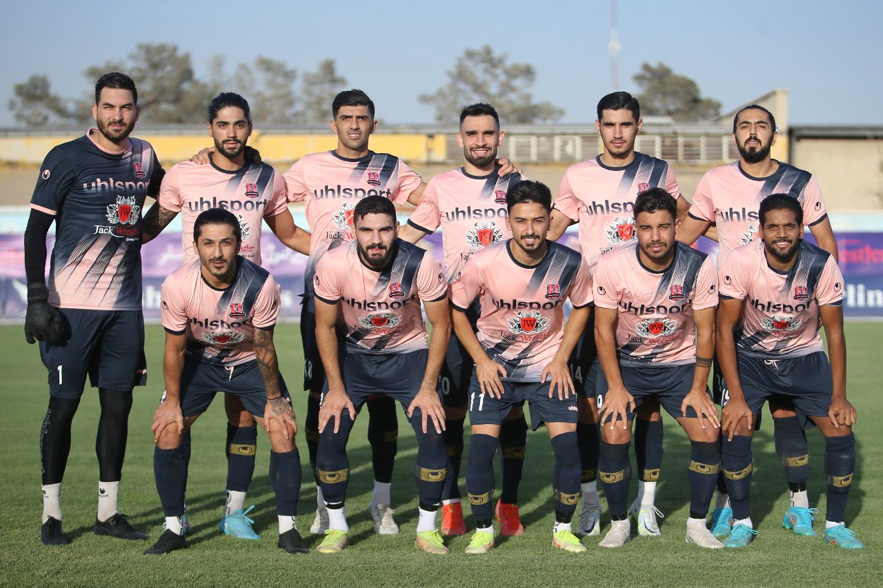 عکس| بازگشت علیرضا حقیقی به دروازه نساجی