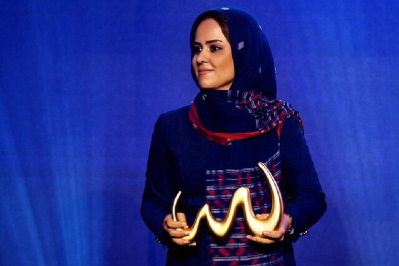 عکس| پریا شهریاری مدیر زن ایرانی عضو فیفا شد