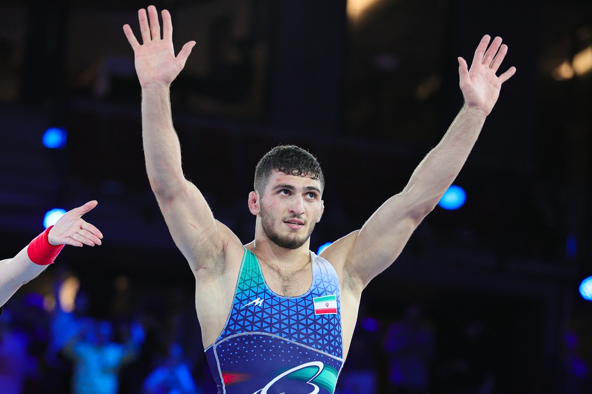 فیلم کامل| مسابقه محمد نخودی با حریف اوکراینی در نیمه نهایی مسابقات کشتی آزاد قهرمانی جهان 2022