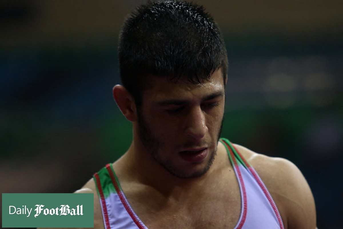 فیلم کامل| مسابقه رضا اطری با حریف آذربایجانی در دور دوم مسابقات کشتی آزاد قهرمانی جهان 2022