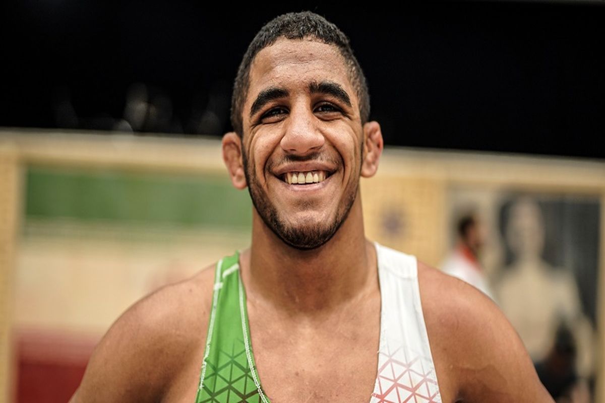 فیلم| انگلیسی صحبت کردن هادی عامل گزارشگر کشتی مسابقات قهرمانی جهان 2022