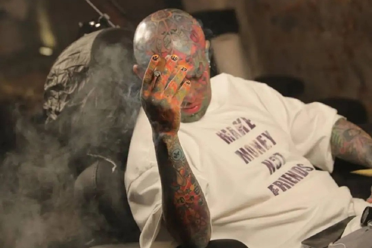 دعوت امیر تتلو از علی کریمی برای دورهمی لیدرهای اغتشاشات 1401 در استانبول