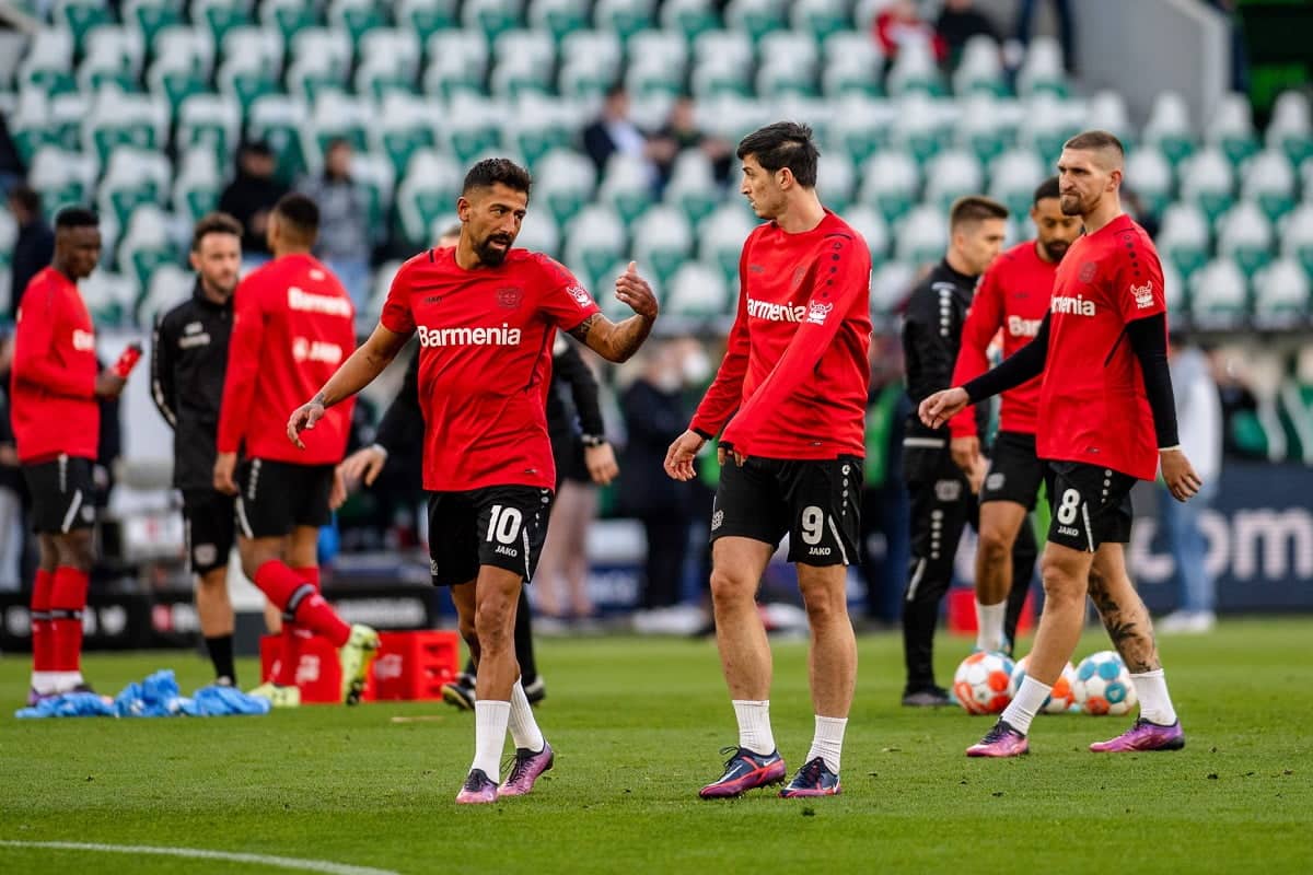 سردار آزمون روی نیمکت بایرلورکوزن مقابل پورتو برای بازی امشب 12 مهر 1401