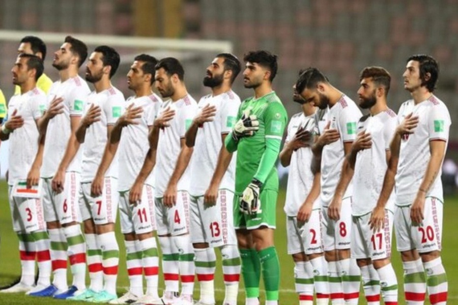 فیلم| اقدام توهین آمیز بازیکنان ایران هنگام خواندن سرود ملی؛ مسئولان فدراسیون فوتبال در خواب زمستانی!