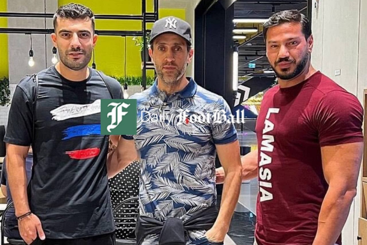 عکس| جدیدترین تصویر علی کریمی پس از مهاجرت؛ دوری از وطن جادوگر را پیر کرد