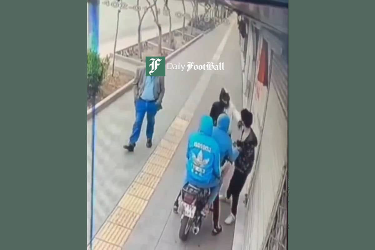 عکس| شوخی و خنده دو کشتی گیر تیم ملی پس از درگیری جنجالی