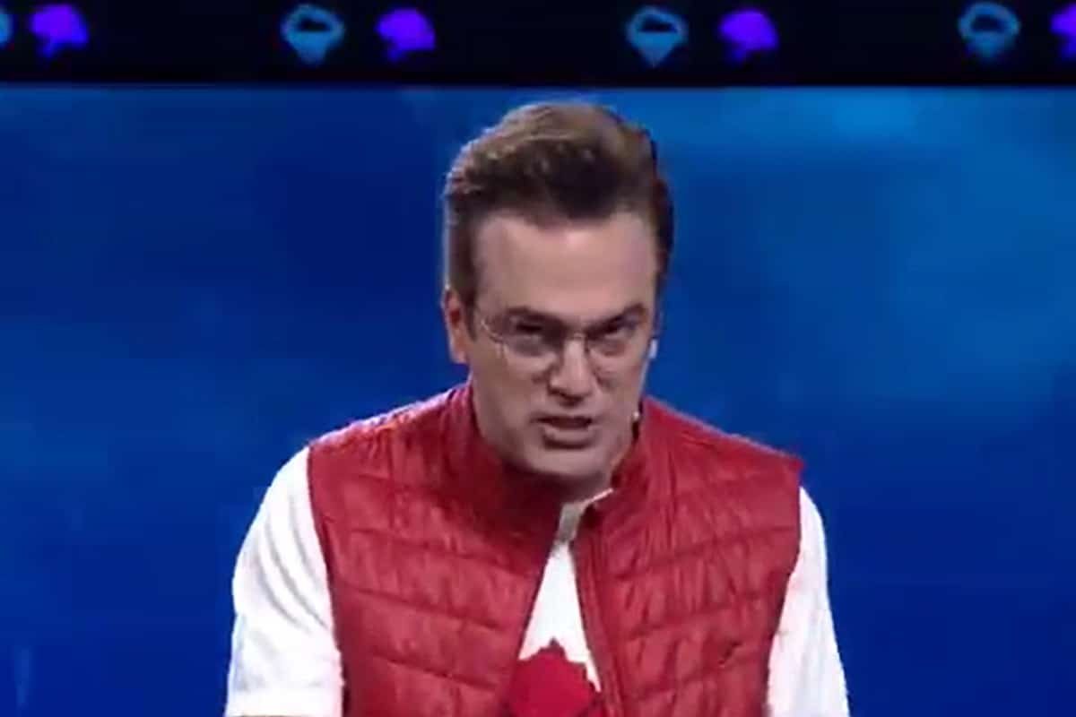 عکس| ممنوع التصویری دو بازیگر مشهور در سطح شهر تهران