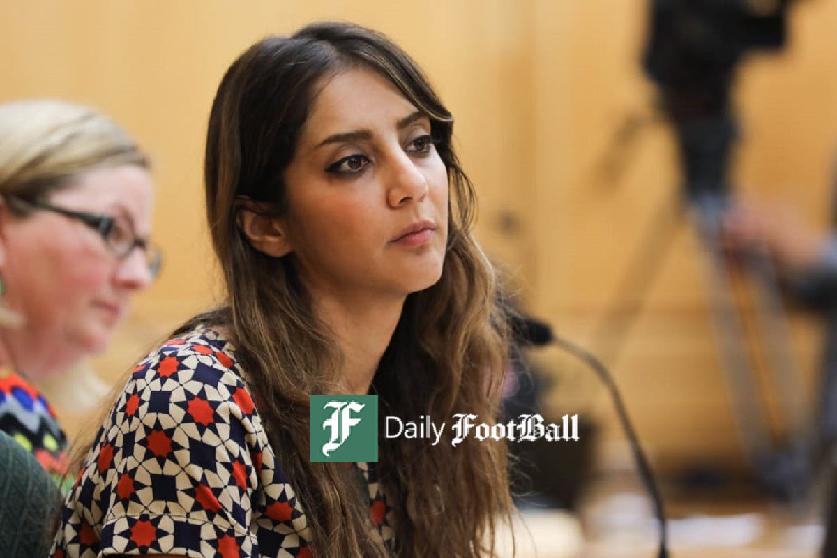 برداشتن مجسمه سردار سلیمانی از ورزشگاه نقش جهان اصفهان برای میزبانی سپاهان از الهلال