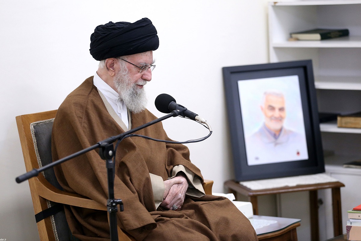 فیلم| بازم بگو رضاشاه روحت شاد!