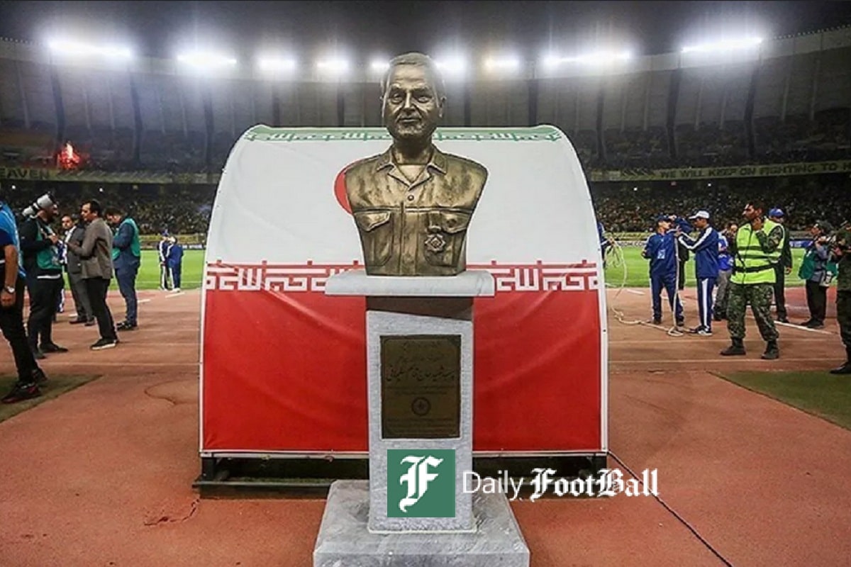 عکس| واکنش مدیر پیشین فدراسیون فوتبال به حذف تندیس سردار سلیمانی از ورزشگاه سپاهان