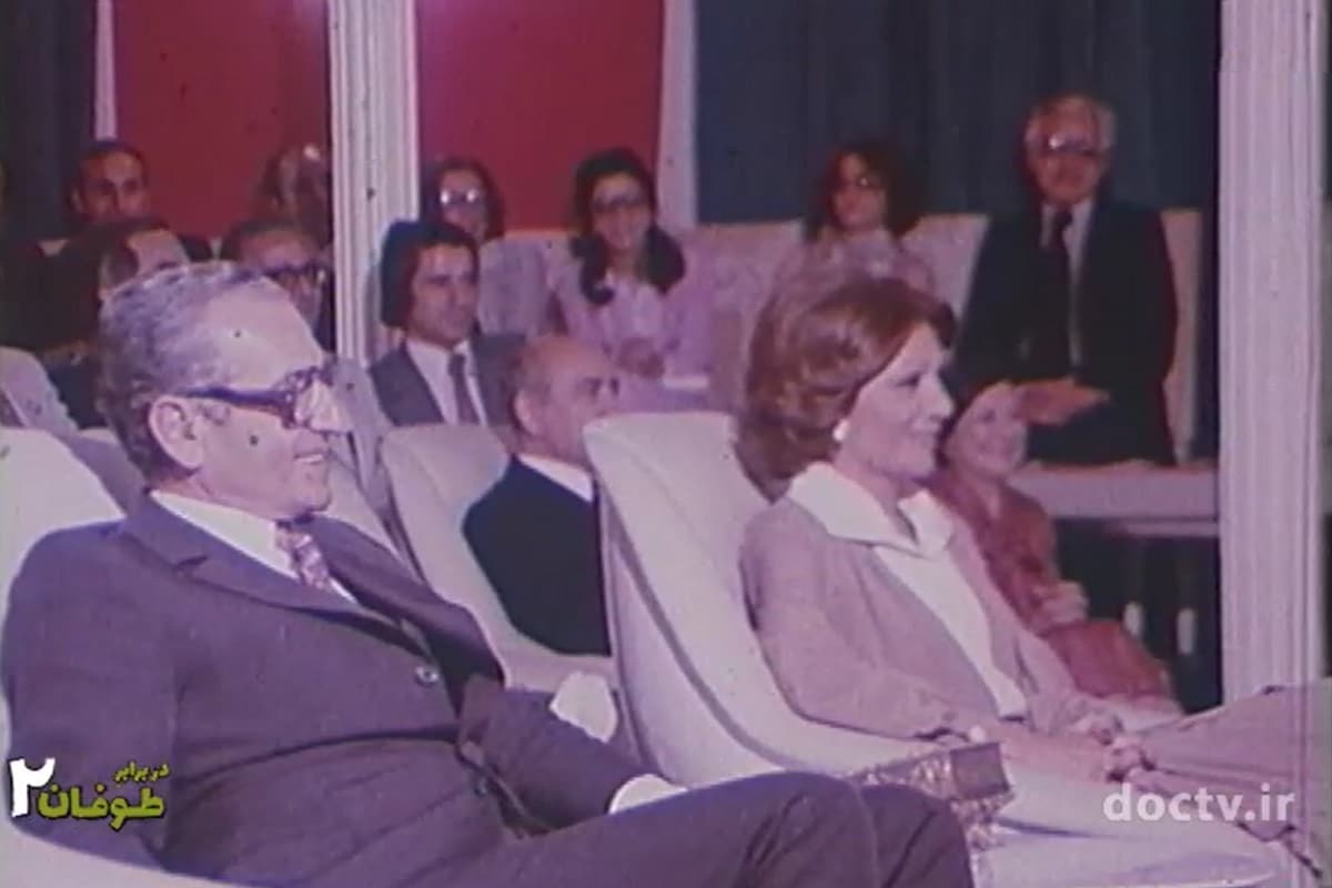 فیلم| نمایش بی شرفی اپوزیسیون خارج نشین؛ مثل صدام به ایران حمله نظامی کنید!