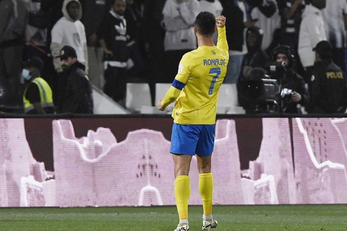 حکم کمیته انضباطی فدراسیون فوتبال عربستان درباره حرکت جنجالی رونالدو