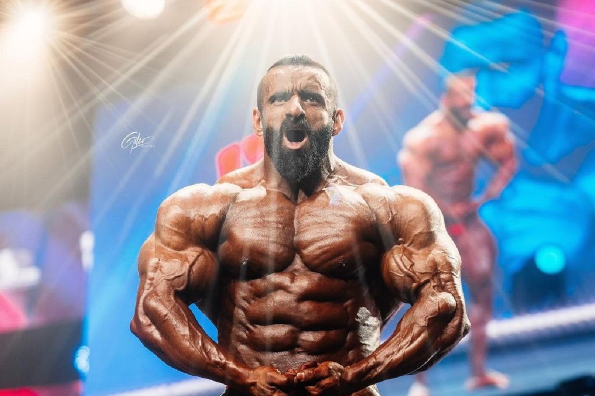 هادی چوپان یا حسن یزدانی؟