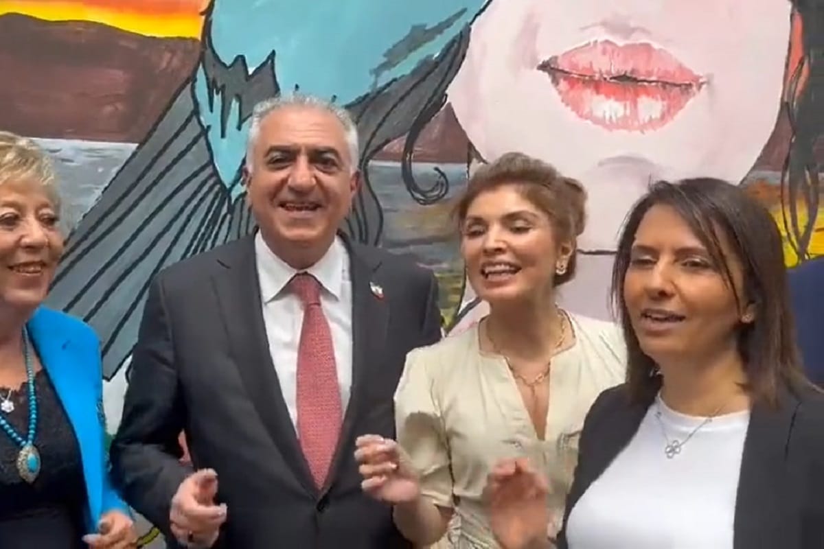 عکس| واکنش عجیب آمنه سادات ذبیح پور به کشف حجاب پانته آ بهرام