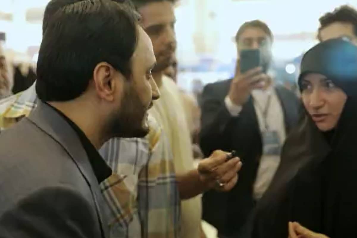 عکس| حمله به نیکی کریمی به علت حجاب