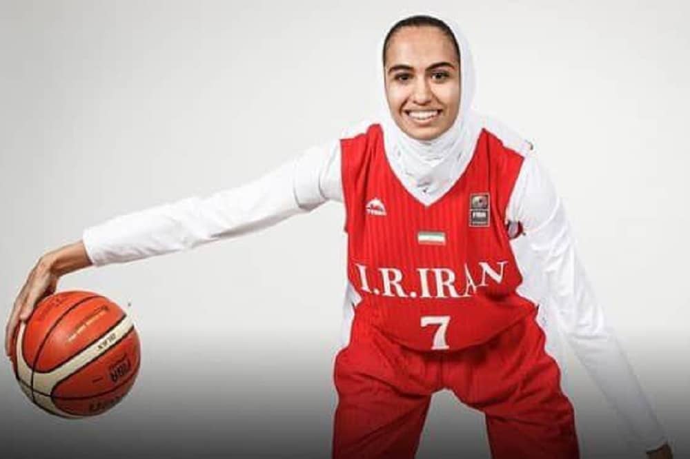 حبس، شکنجه و اعتراف گیری از یک طلبه در مسجد مکی توسط عوامل مولوی عبدالحمید