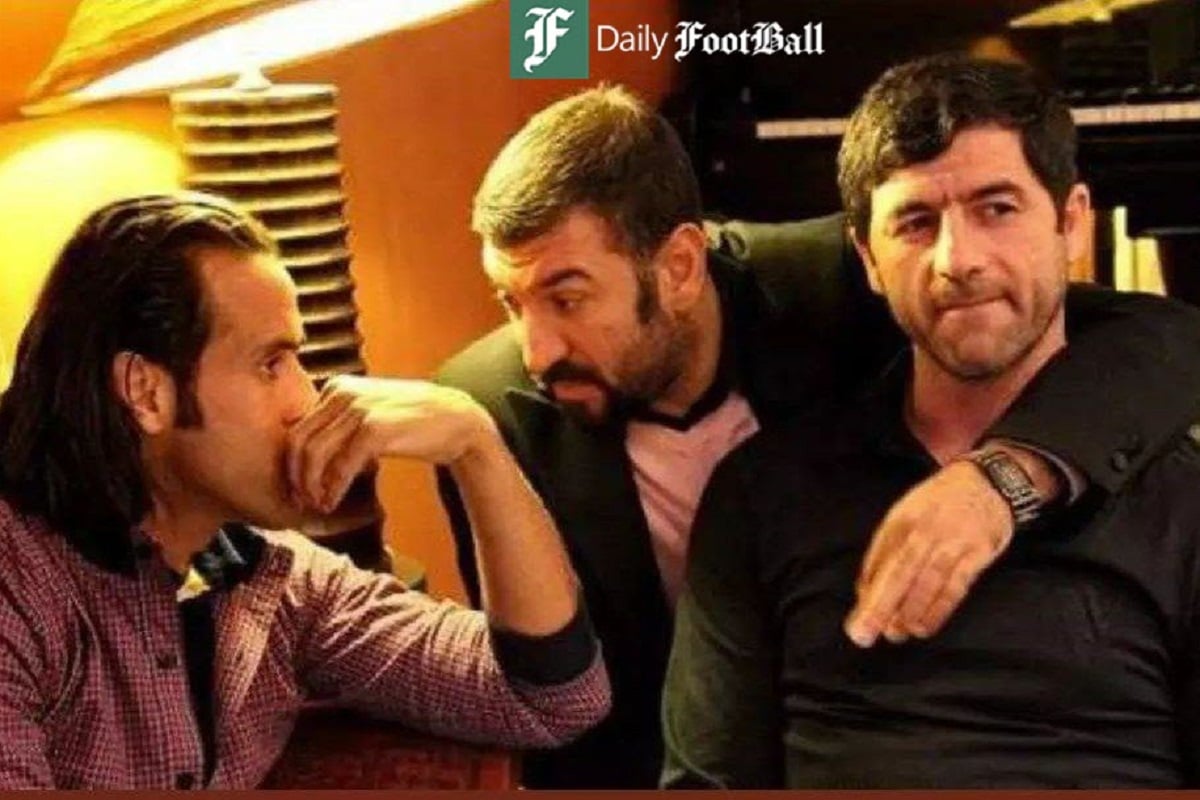 عکس زیرخاکی از کریم باقری، علی انصاریان و علی کریمی