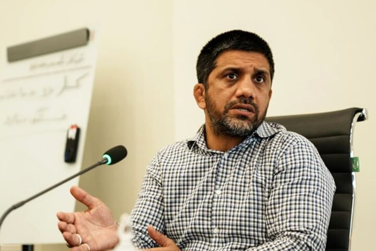 تایید صلاحیت علیرضا دبیر برای انتخابات