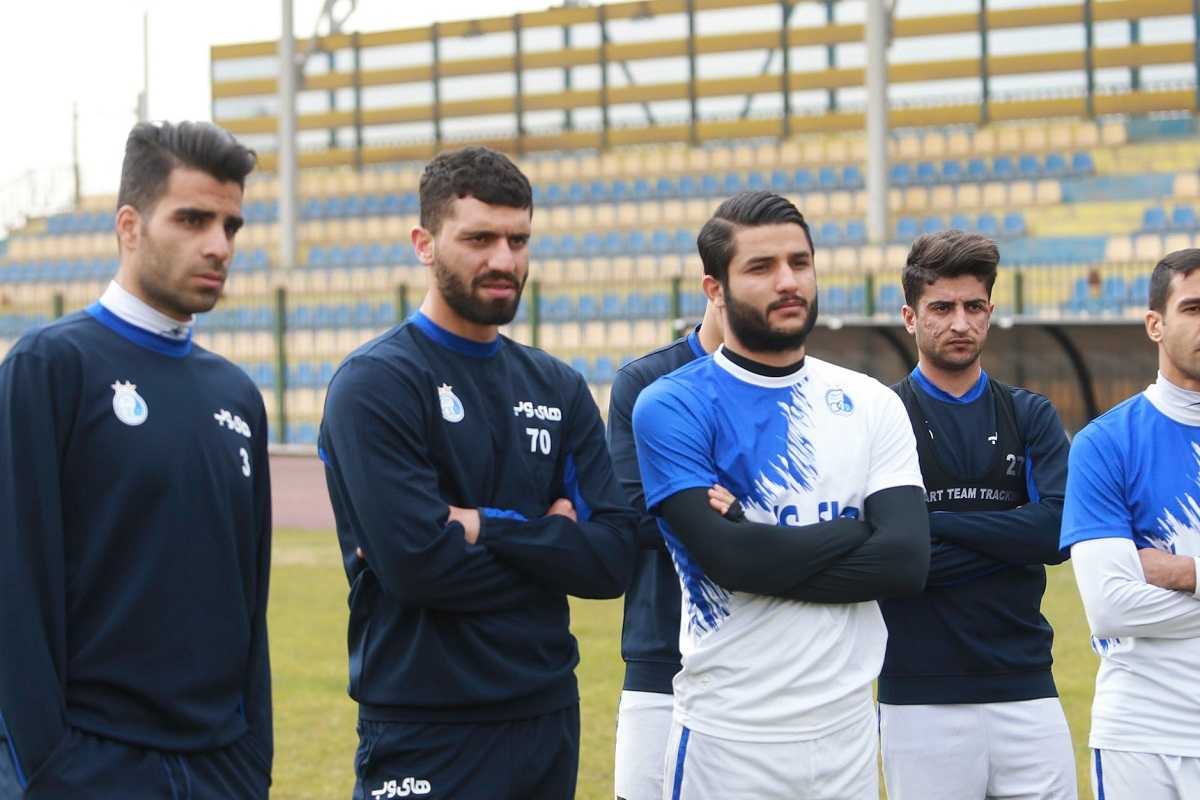 عارف غلامی به درد کریم باقری دچار شد