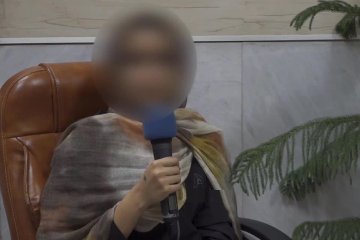 فیلم| معجزه شفا گرفتن دو دختر در حرم حضرت ابوالفضل العباس (ع)