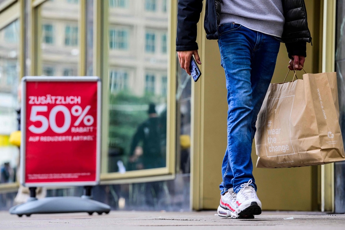 عکس| مقایسه کیک تولد لیونل مسی با ختنه سورون پسر بلاگر ایرانی