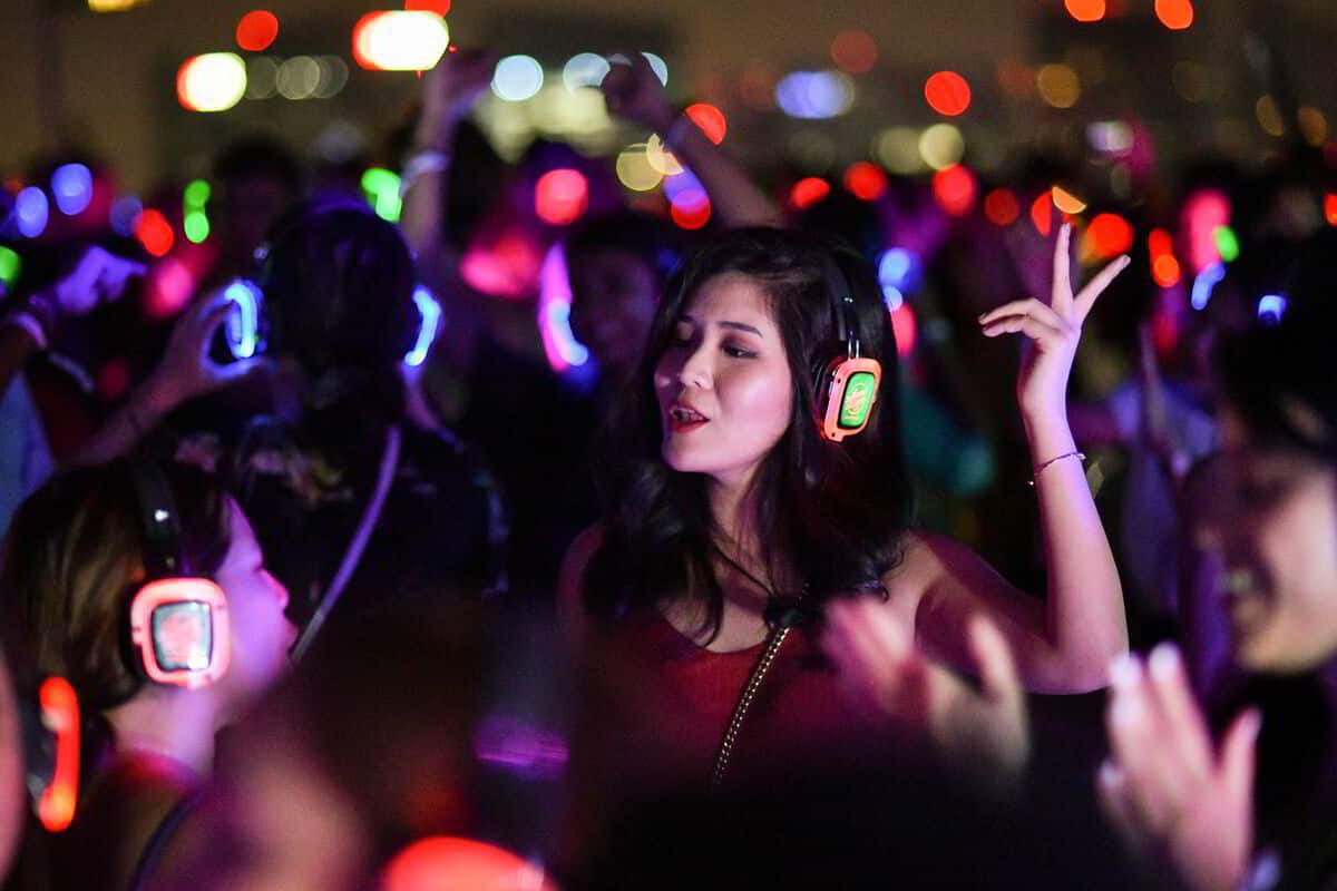 فیلم| در دانشگاه های مختلط چه می گذرد؟