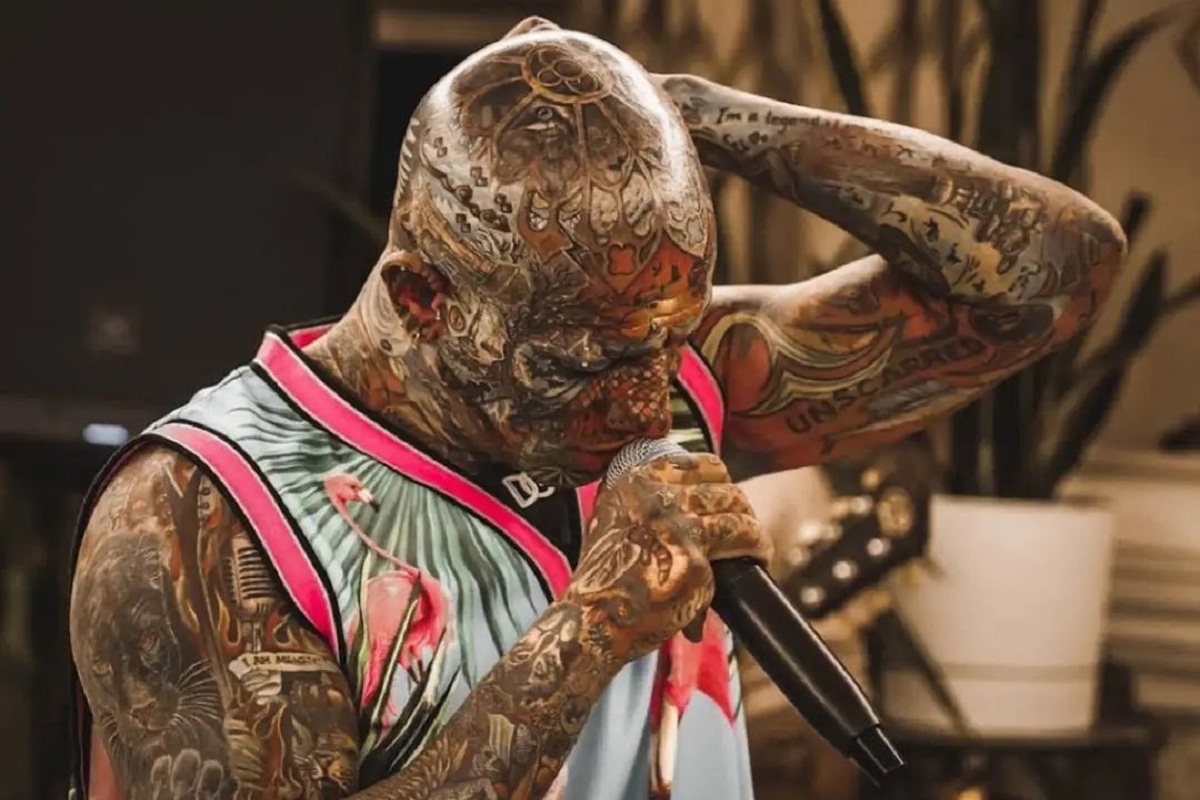 فیلم| واکنش جواد قارایی به ماجرای مهاجرت از ایران