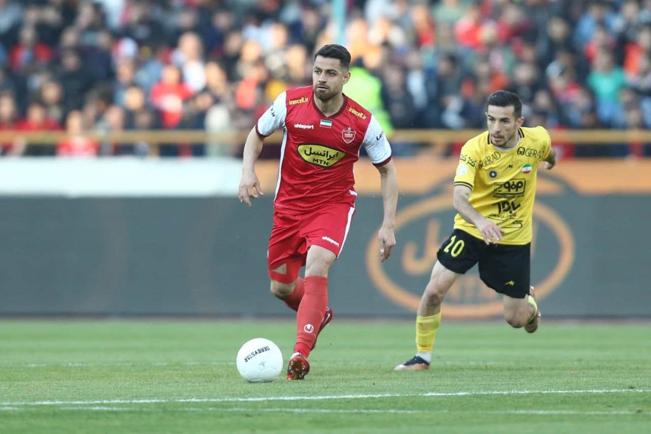 عکس| پرسپولیس صدرنشین لیگ برتر شد؛ جدول رده بندی لیگ برتر پس از کسر امتیاز سپاهان