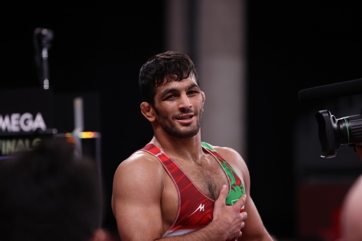 فیلم| مسابقه حسن یزدانی با حریف سن مارینویی در مسابقات کشتی آزاد قهرمانی جهان 2023