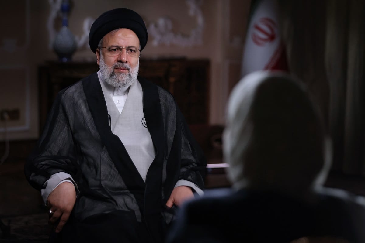 عکس| توهین سلبریتی کم فروغ به زنان محجبه