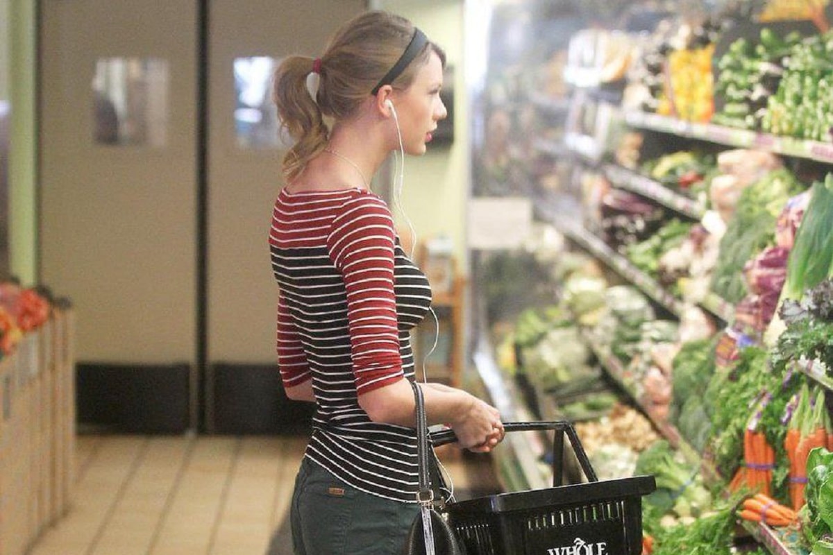 فیلم| افغان های مقیم ایران مالیات نمی دهند؟