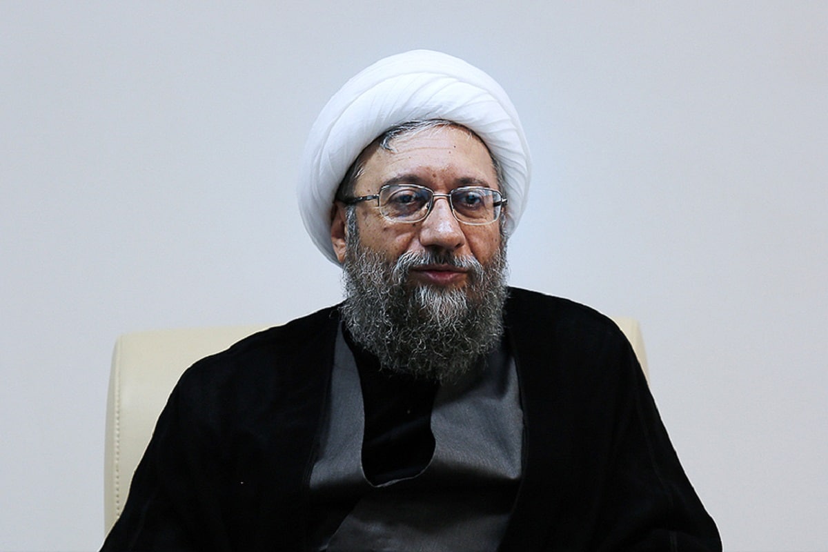 عکس| واکنش تمسخر آمیز نیمار به روش عجیب ترمیم چمن ورزشگاه آزادی