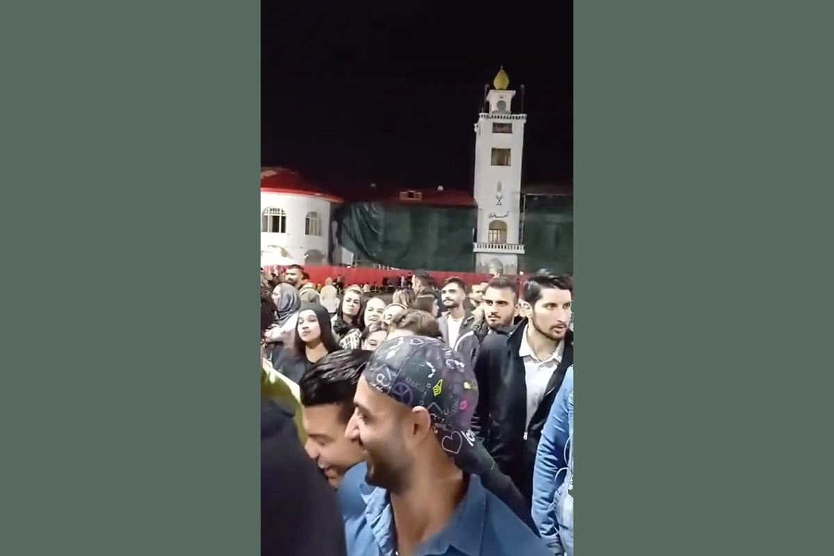 فیلم| واکنش کنایه آمیز پدر حسن یزدانی به صحبت های علیرضا دبیر و هادی عامل