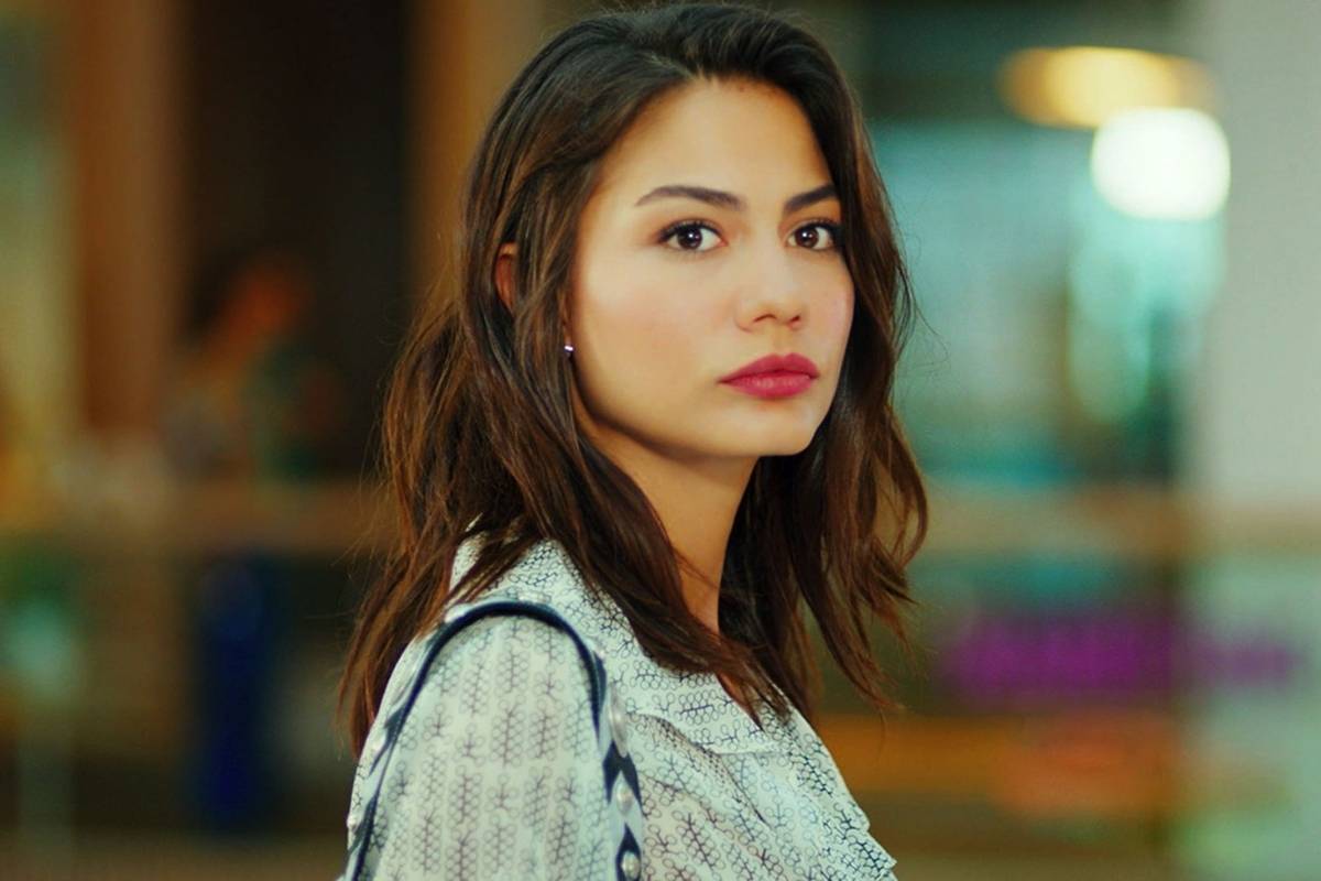 فیلم| دعوای زنان برای خرید یک لباس در بلک‌ فرایدی