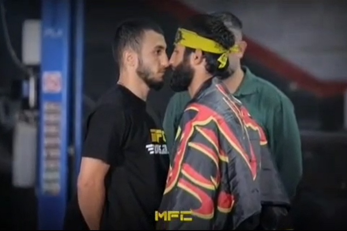 فیلم| پرچمی که بوکسور آذربایجانی پبش از مبارزه برافراشت