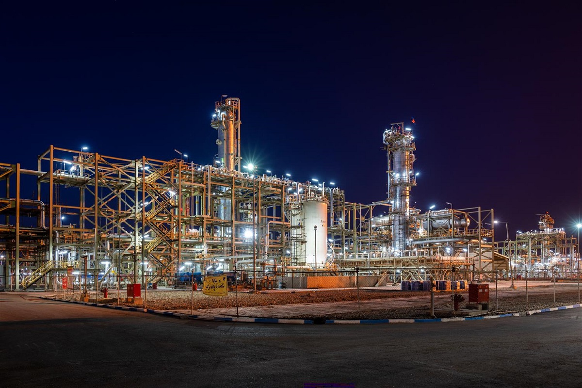 فیلم| شوخی صمیمانه رهبر انقلاب با علیرضا دبیر