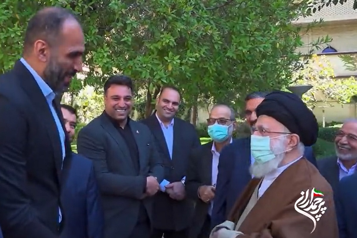 عکس| واکنش المیرا شریفی مقدم به فیلم سالمند آزاری در بروجرد