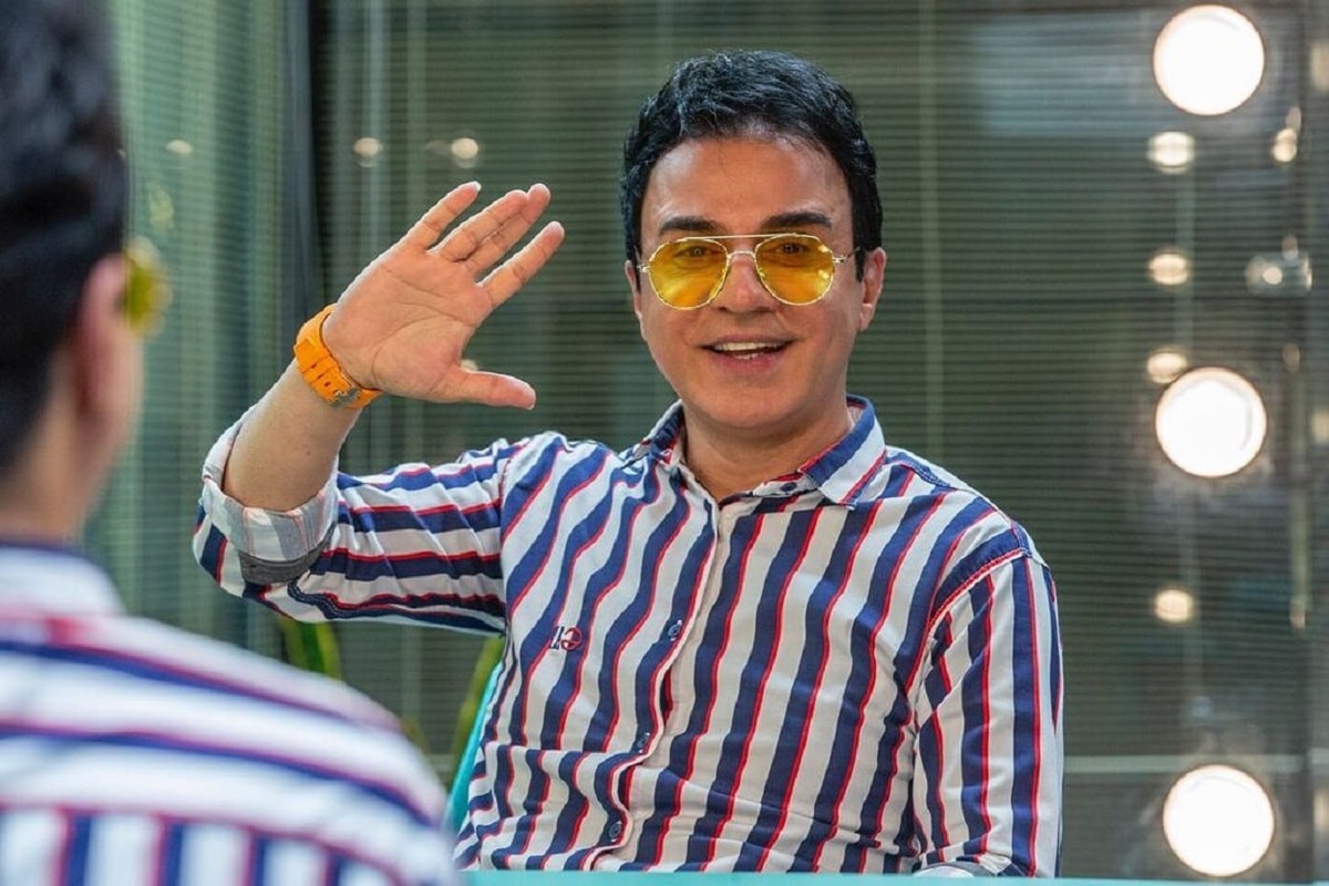 عکس| بوسه جنجالی هواداران شهاب حسینی؛ مگه به دین حسین ابن علی (ع) نبودی؟