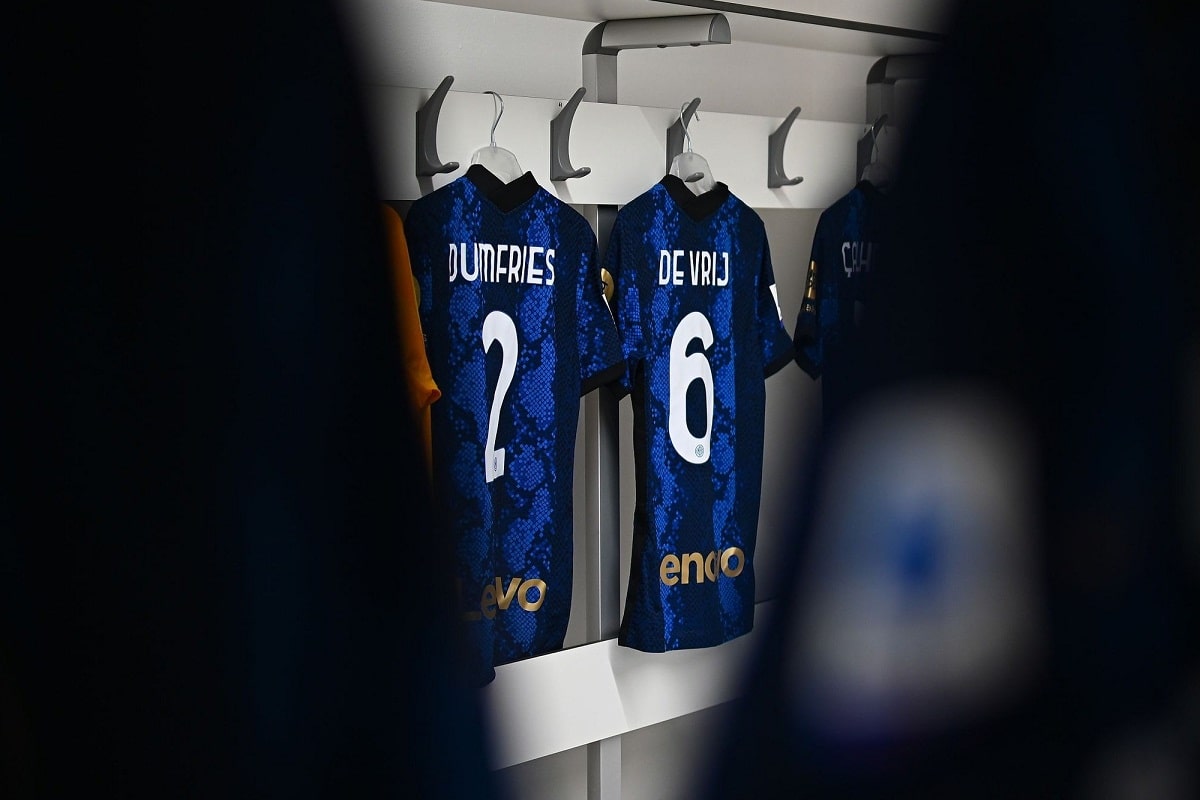 مهدی طارمی روی نیمکت اینتر مقابل جنوا برای بازی امشب 4 اسفند 1403