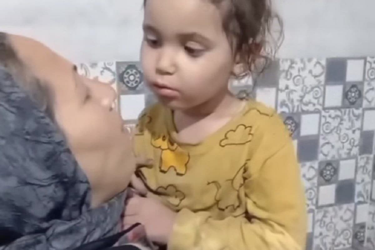 فیلم| حالا اگر زنان برهنه به خیابان بیایند چه می شود؟